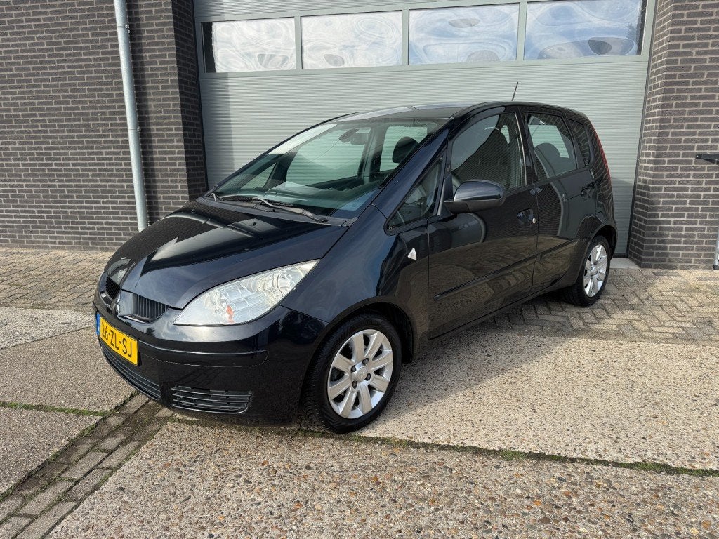 Mitsubishi COLT 1.3 Invite+  airco, Auto's, Gebruikt, 31 €/maand, Handgeschakeld, 1000 kg