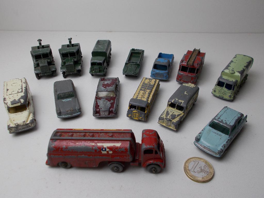 Jr. 60 KAVEL Matchbox Series Lesney. 14 STUKS IN 1 KOOP!