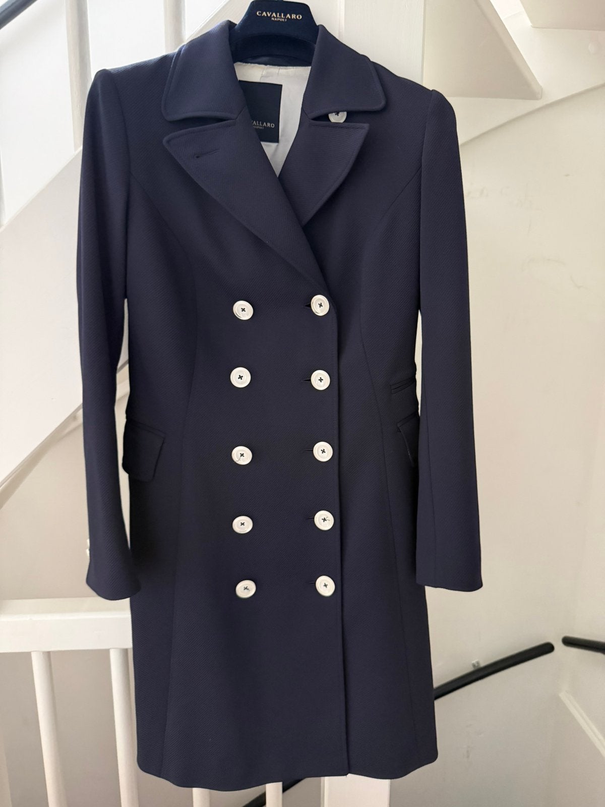 Cavallaro getailleerde donkerblauwe dames zomer mantel 36, Blauw, Ophalen of Verzenden, Jasje, Maat 36 (S)
