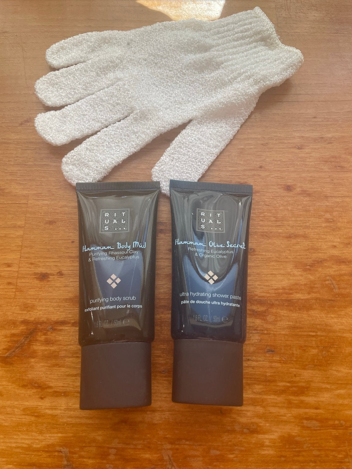 Rituals Hammam scrub & shower paste met scrubhandschoen, Ophalen of Verzenden, Nieuw, Bad & Douche