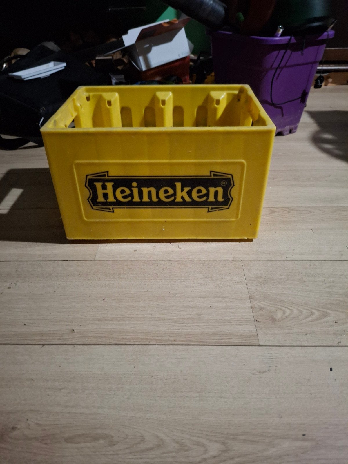 Heineken bierkrat - Geel plastic krat, Kunststof, Gebruikt, 50 tot 100 cm, Ophalen of Verzenden