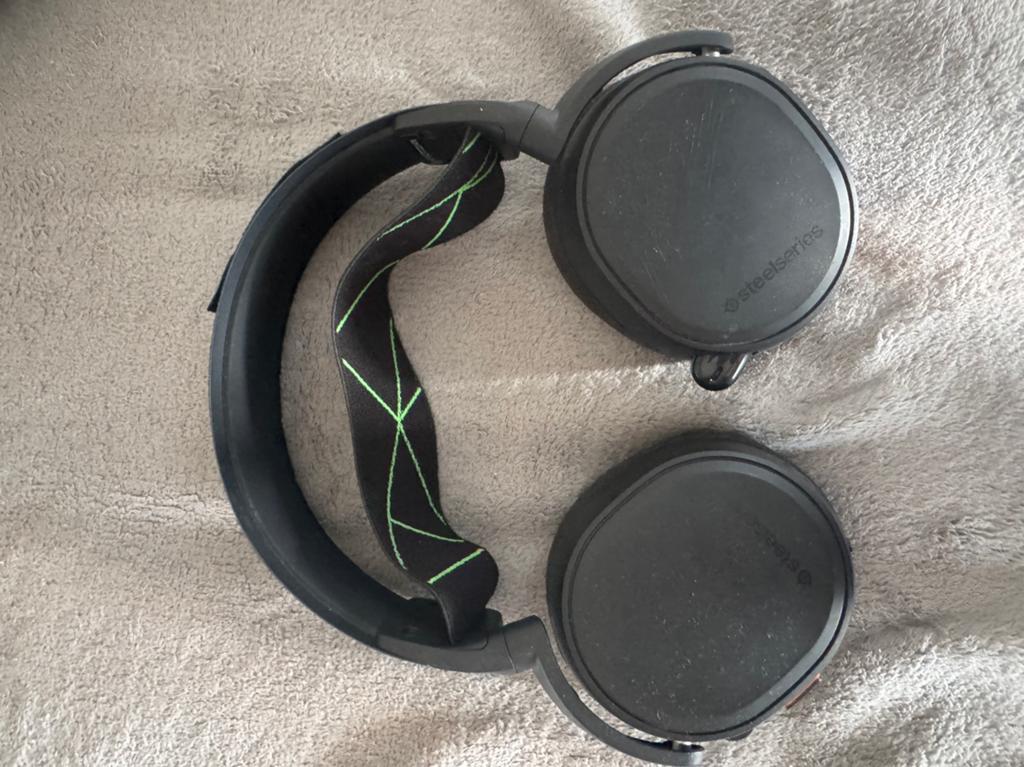 steelseries artics 9x headset, Nieuw, Ophalen of Verzenden, Draadloos, Xbox Series S