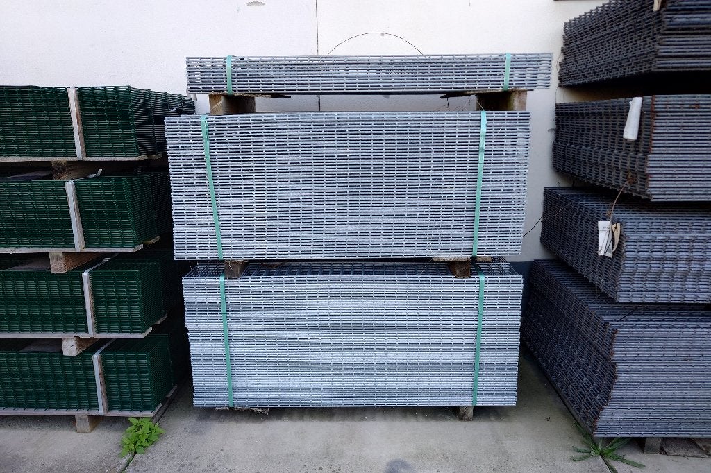 hekwerk Dubbelstaafs 8x6x8   63/150cm €15,00 p.s, Ophalen, Nieuw, IJzer, Spijlenhekwerk