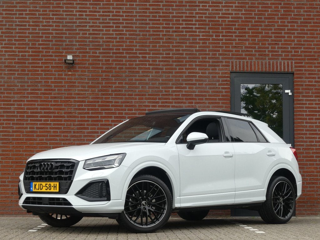 Audi Q2 35 TFSI 3X S-Line / Full options! / Trekhaak, 4 cilinders, 150 pk, Leder en Stof, Wit