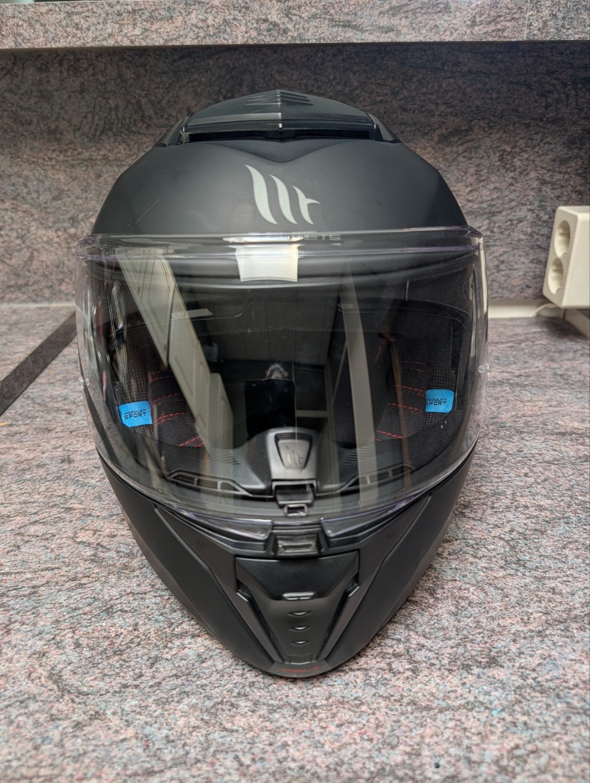 Mt helmets,Maat:L kleur:mat zwart., Motoren, Kleding | Motorhelmen, Systeemhelm, Dames, Nieuw zonder kaartje, L