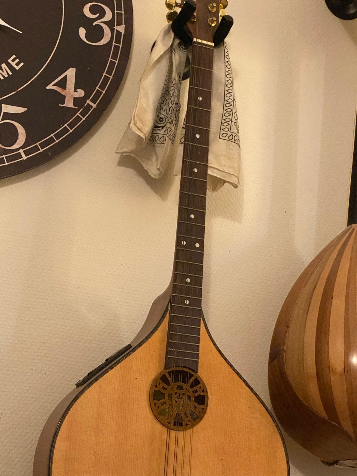 Foto 4 van Ierse Bouzouki - Elektrisch aan te sluiten