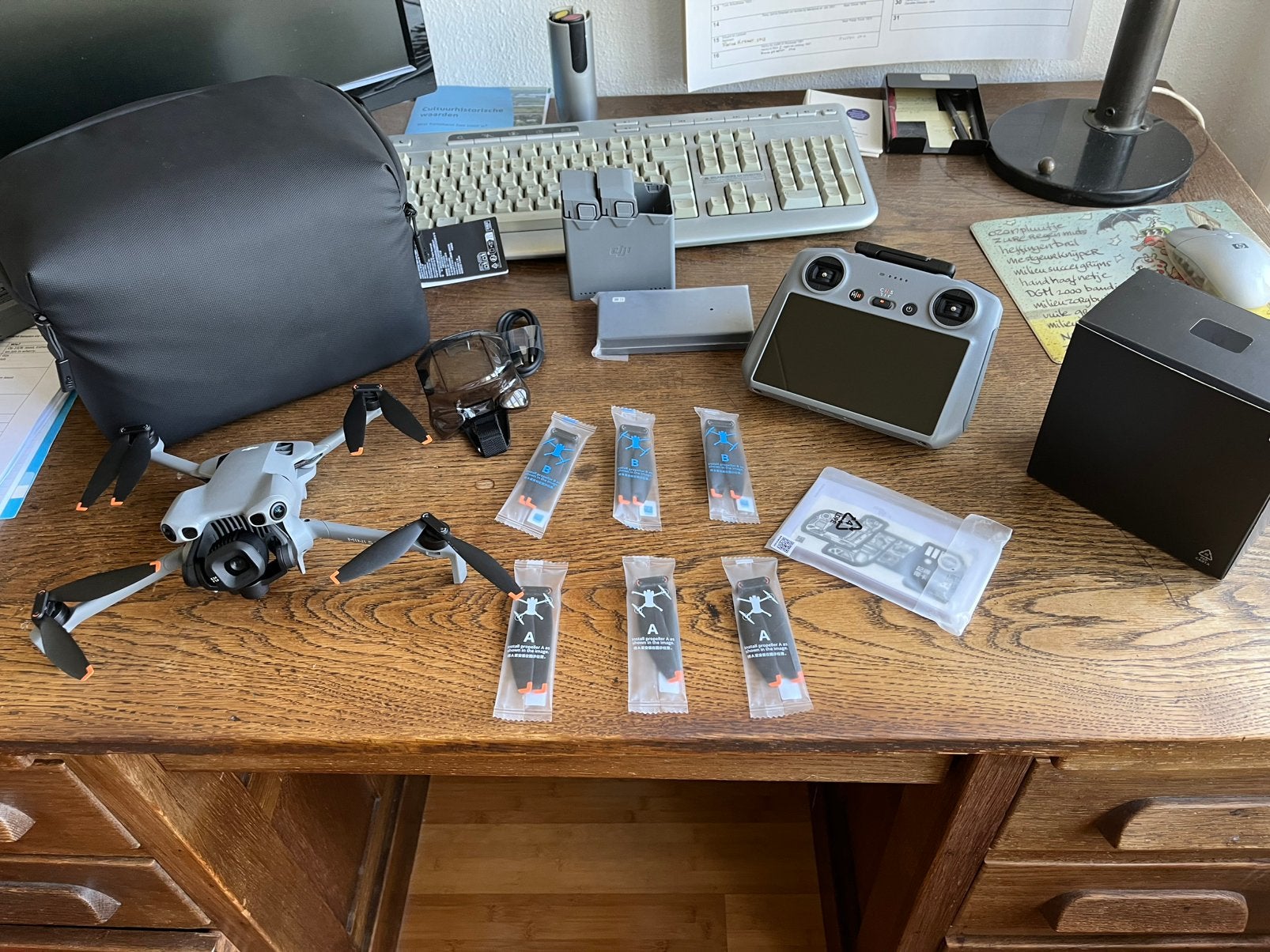 DJI Mini 5 pro fly more combo + smart controller, Audio, Tv en Foto, Drones, 30 tot 45 minuten, Cameradrone, Ophalen of Verzenden