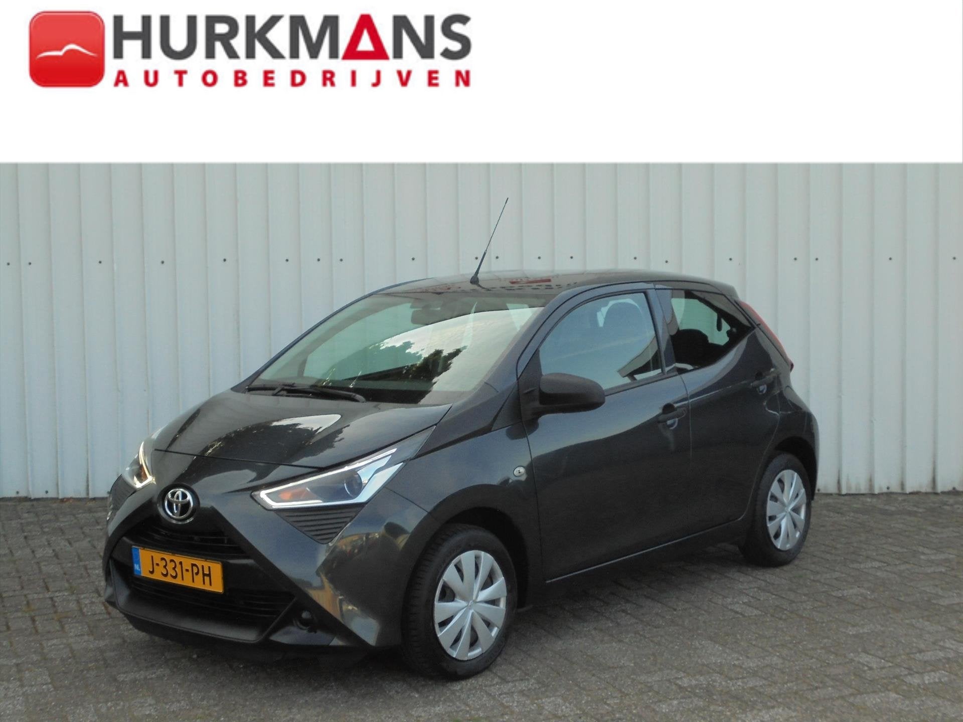 Toyota Aygo 1.0 VVT-i 72PK X-FUN NL-AUTO AIRCO BLUETOOTH, Auto's, Dealer onderhouden, Stof, Gebruikt, 4 stoelen