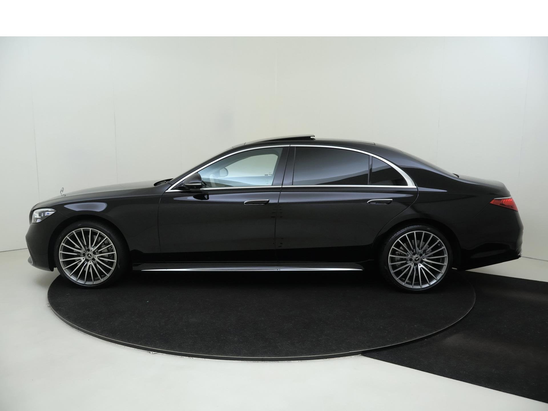 Mercedes-Benz S-klasse 580 4MATIC Lang AMG Line V8/ Panorama, Auto's, Mercedes-Benz, Gebruikt, 4 stoelen, Zwart, Bedrijf