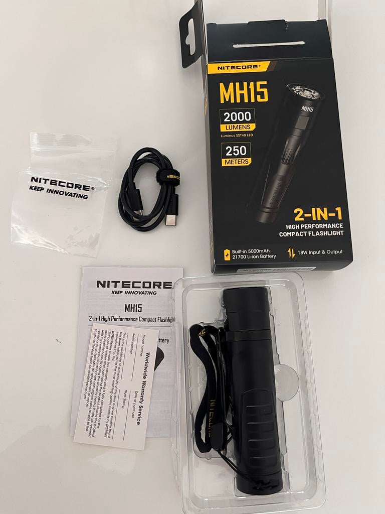 Nitecore MH15 Zaklamp met Powerbank Functie - Z.G.A.N., Ophalen of Verzenden, Zo goed als nieuw, Accu