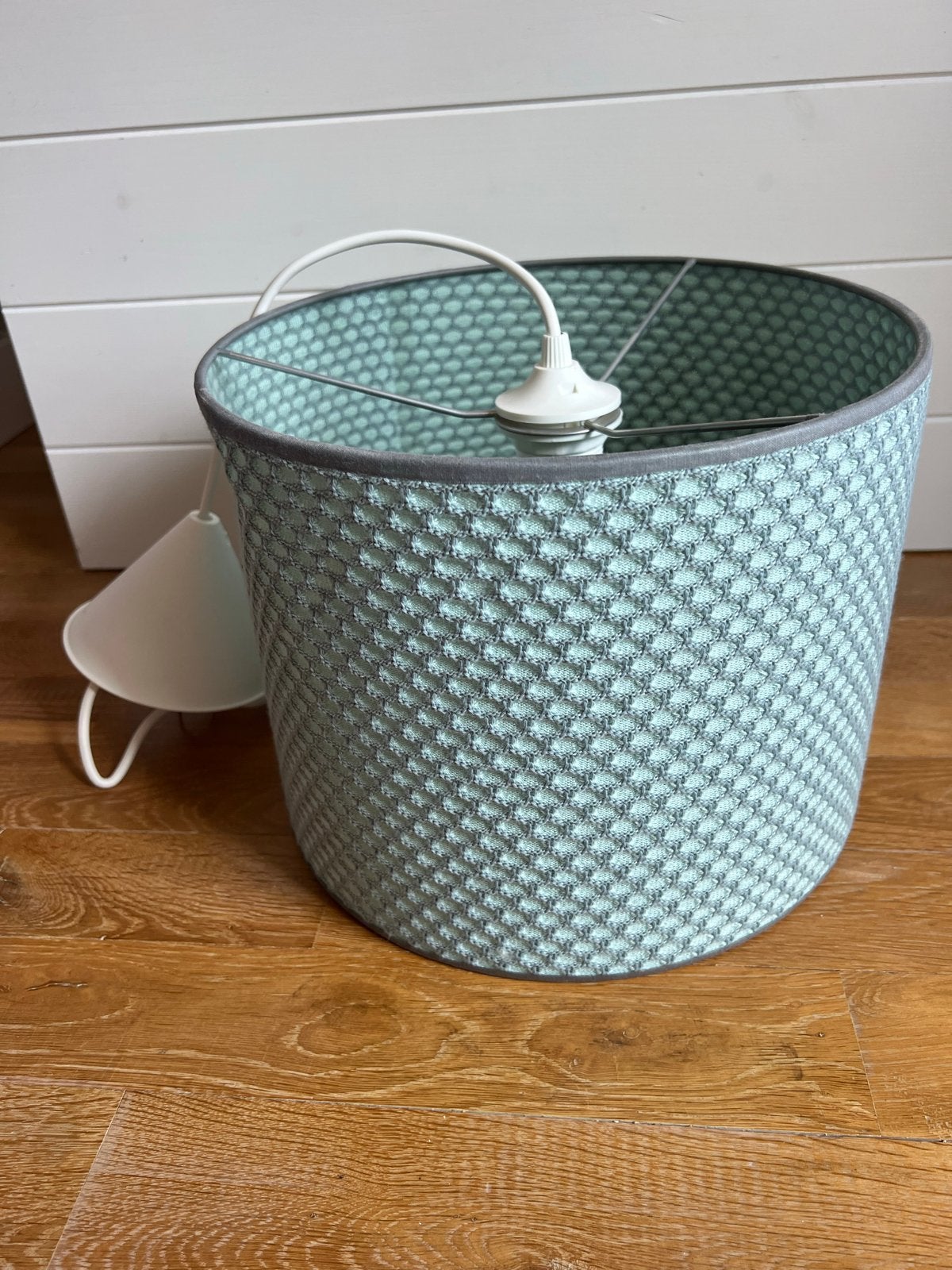 Mintgroene lamp 'Baby's Only' - 23 cm hoog, 30 cm doorsnede, Ophalen, Zo goed als nieuw, Textiel, E27 (groot)
