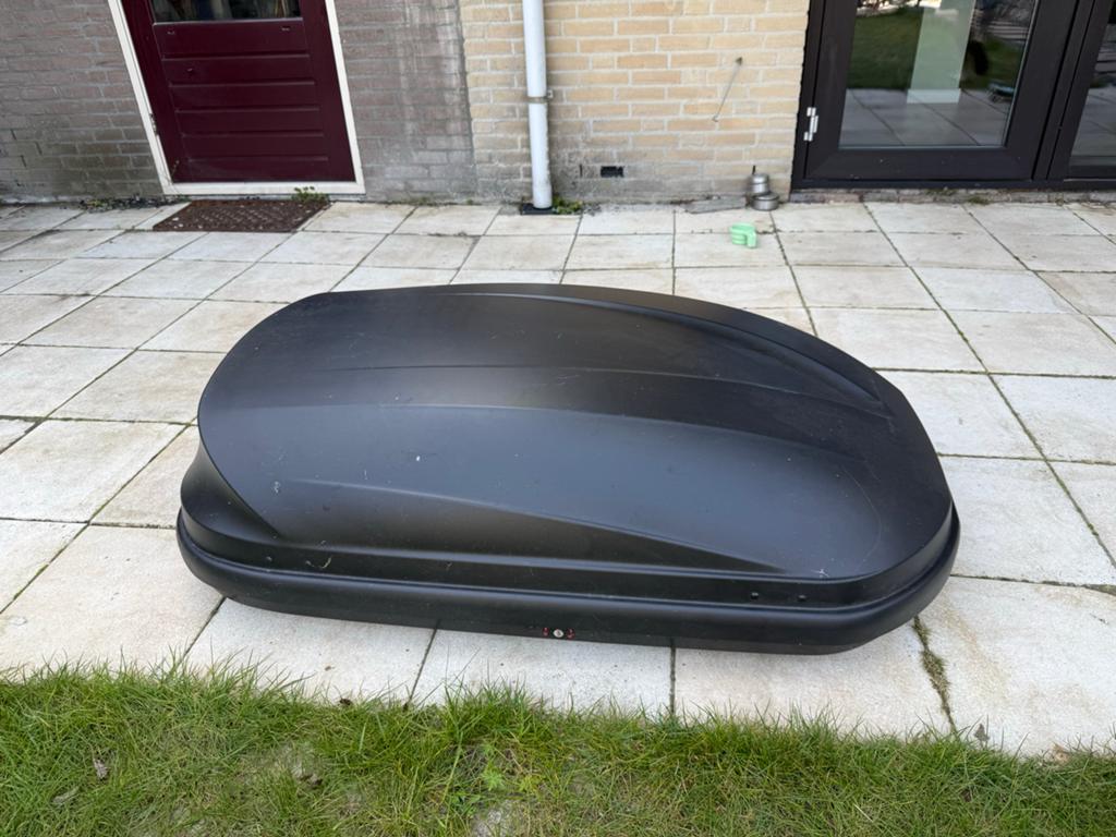 Thule Pacific 100 Dakkoffer - 330 Liter Zwart, Auto diversen, Dakkoffers, Ophalen, Zo goed als nieuw
