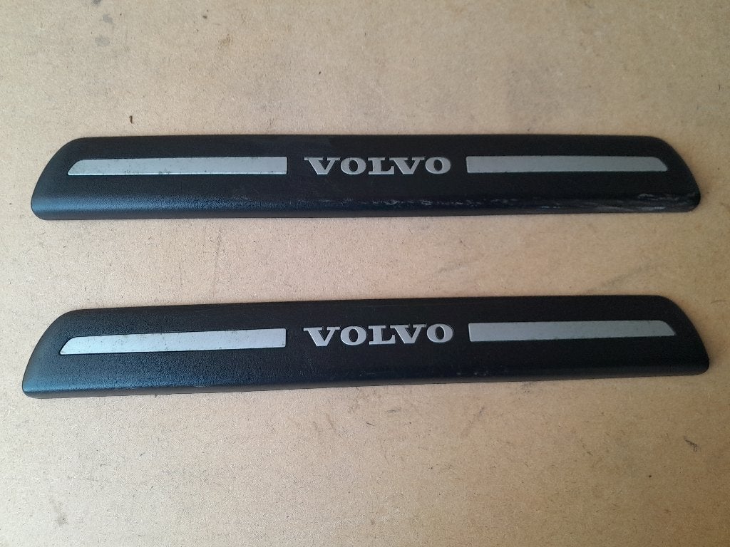 INSTAPLIJSTEN - Links en Rechts - Origineel - VOLVO V50 MW, Verzenden