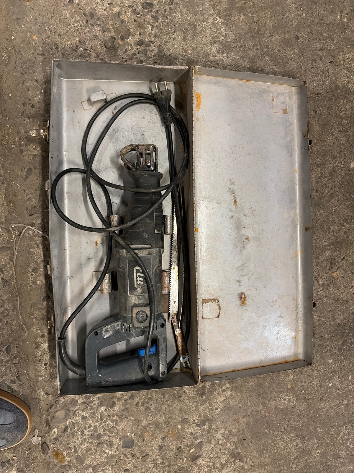 ELU Reciprozaag - Gebruikt met metalen koffer, Gebruikt, 70 mm of meer, 600 tot 1200 watt, Ophalen of Verzenden