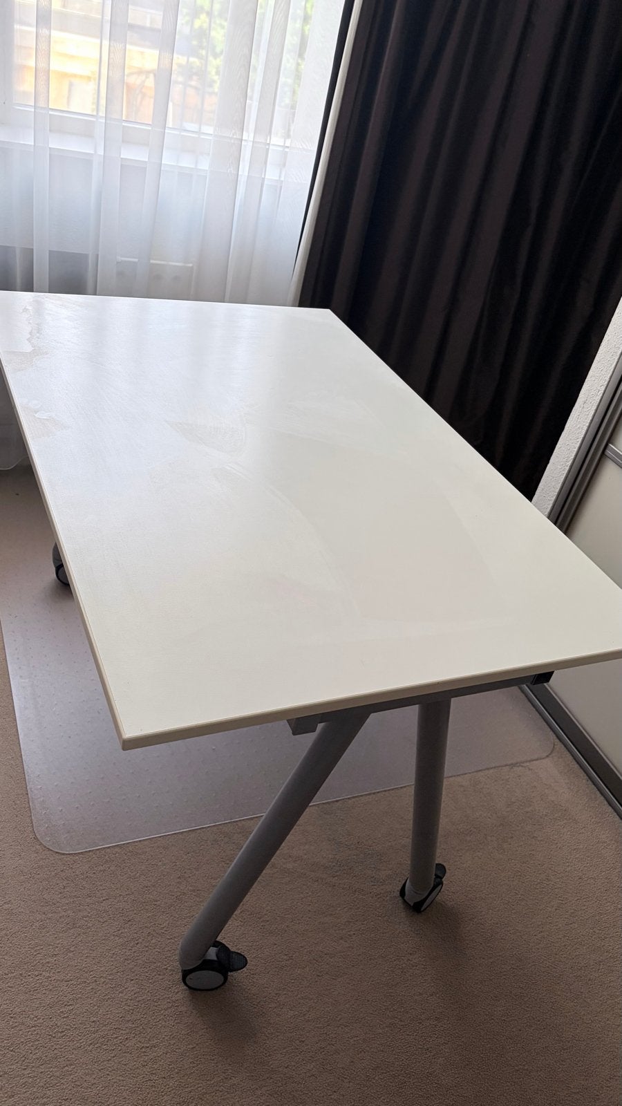 Ikea bureau 120x80 wit met wieltjes, Ophalen, Gebruikt, 100 tot 150 cm, 50 tot 100 cm