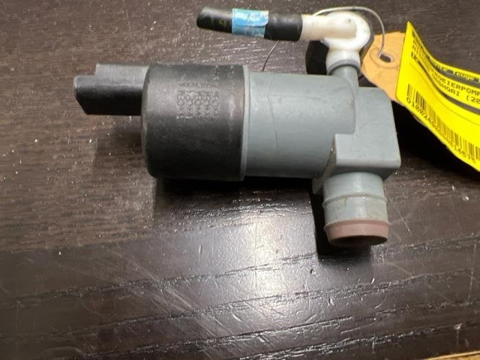 Ruitensproeierpomp voor van een Nissan Qashqai, Gebruikt, -, -, -
