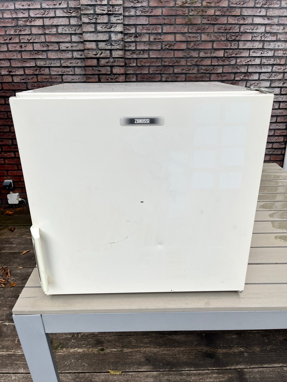 Zanussi ZT 75 RB 70 I tafeloelkast met vriesvak, Witgoed en Apparatuur, Ophalen, Gebruikt, Minder dan 85 cm, Minder dan 75 liter