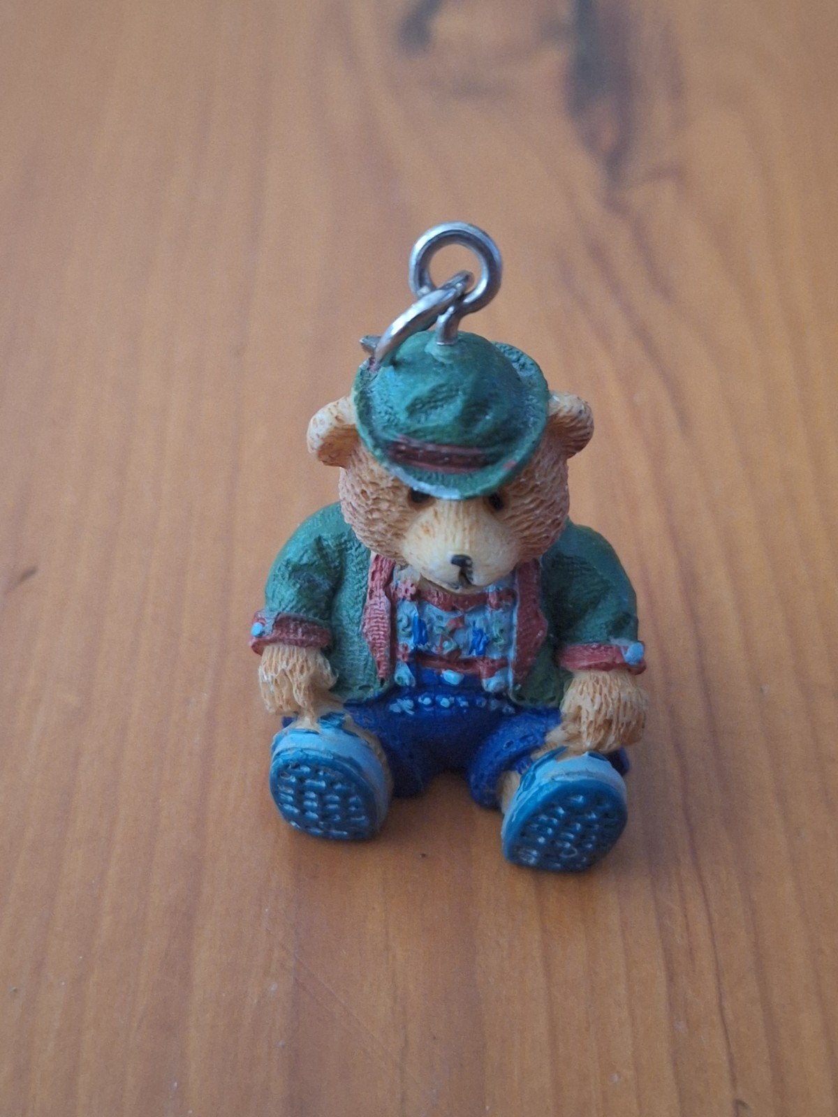Schattig Tiroler beertje sleutelhanger, Ophalen of Verzenden, Zo goed als nieuw