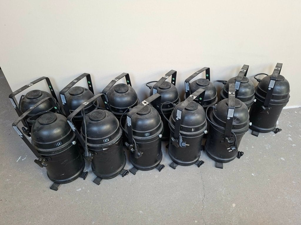 16 x par 64, Muziek en Instrumenten, Licht en Laser, Ophalen of Verzenden, Gebruikt, Licht