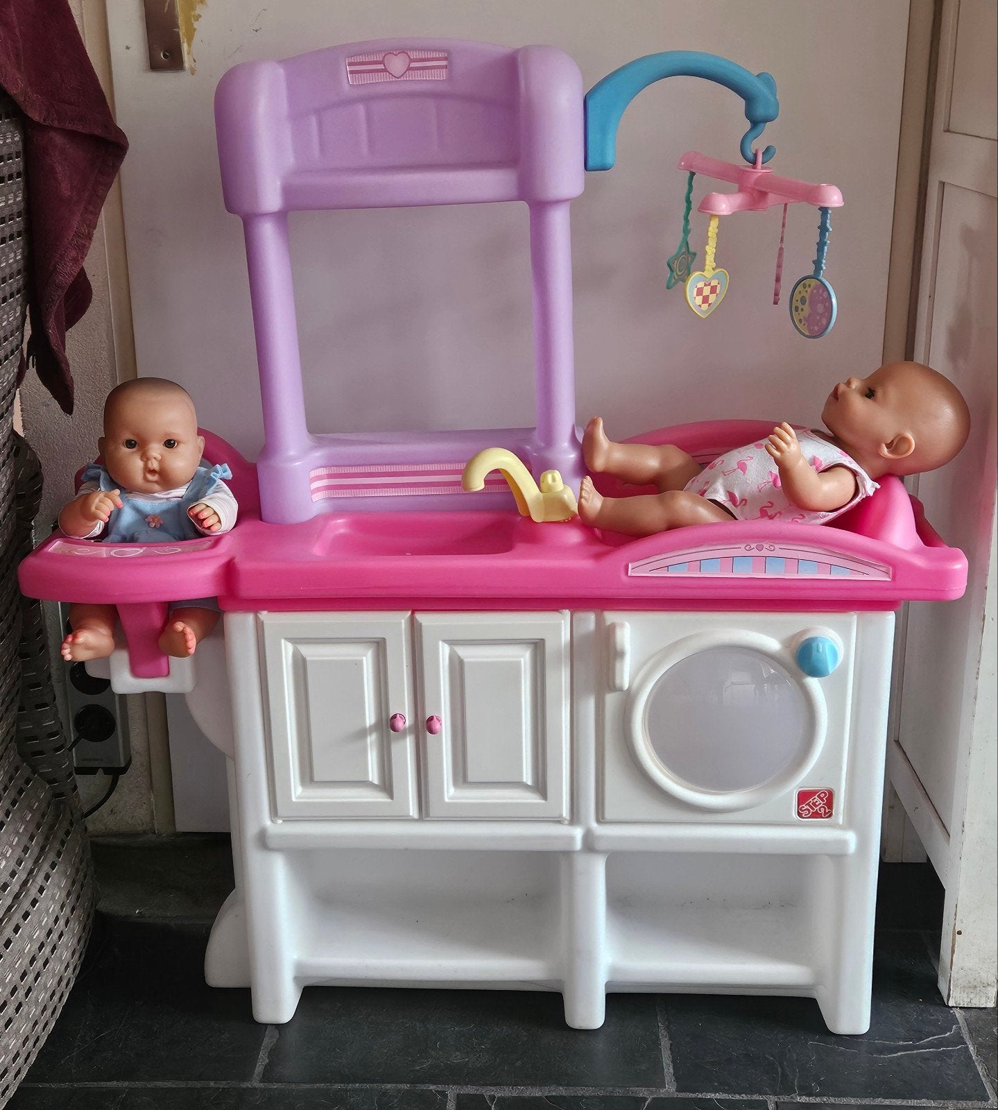 Step2 Love & Care Deluxe nursery baby poppen meubel, Ophalen, Zo goed als nieuw, Overige typen