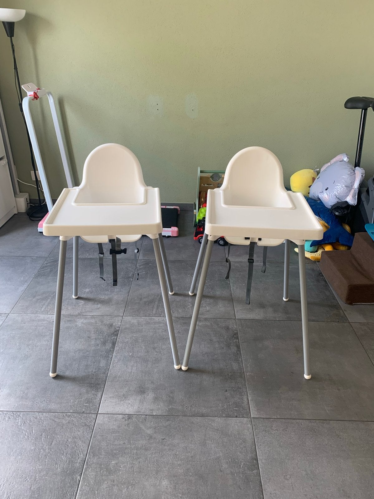 2x IKEA Antilop kinderstoel met eetblad en gordel, Ophalen, Gebruikt, Overige typen, Afneembaar eetblad