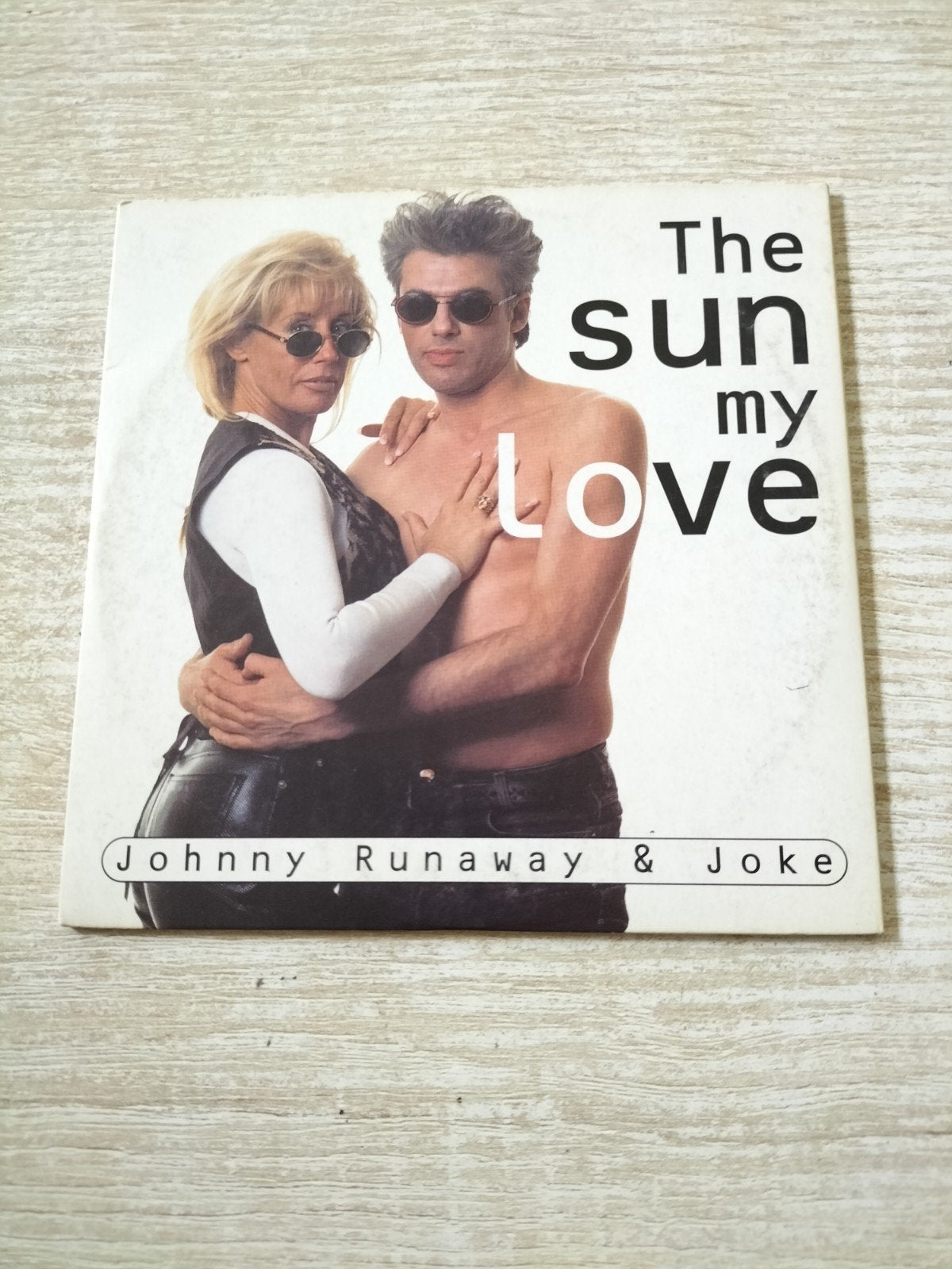 Johnny runaway & Joke - the sun my love, Ophalen of Verzenden, Pop