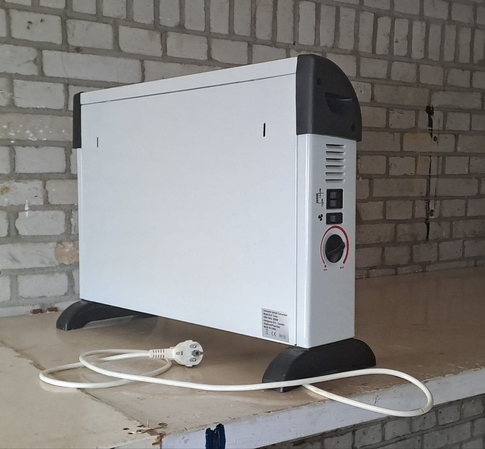 Elektrische Convectorkachel 2000W - 1x gebruik  ..nieuw, Ophalen, Gebruikt, Overige soorten, Elektrisch