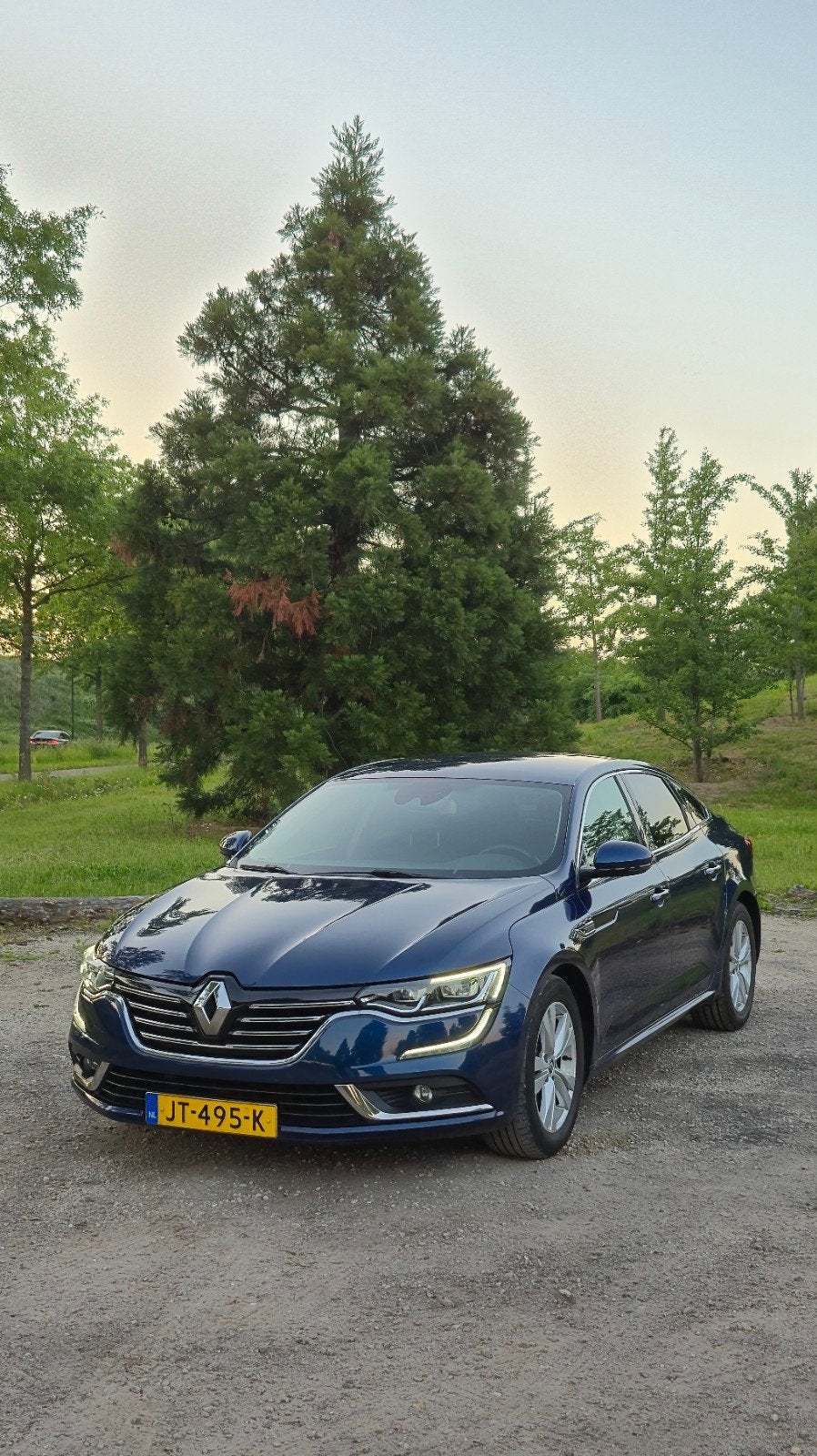 Renault Talisman TCe 150pk automaat Blauw Led, Massage Vol!, Auto's, Renault, 1618 cc, 4 cilinders, Blauw, Leder en Stof
