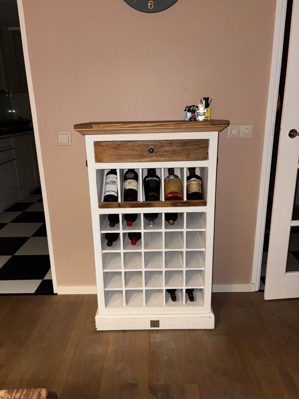 Riviera Maison driftwood wine cabinet 73x40x115, Ophalen, Zo goed als nieuw, Hout, 25 flessen of meer