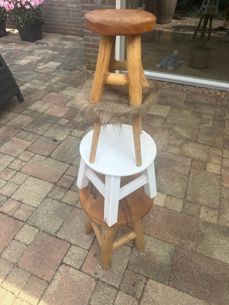 Set van 4 houten krukjes, Ophalen, Gebruikt, Hout