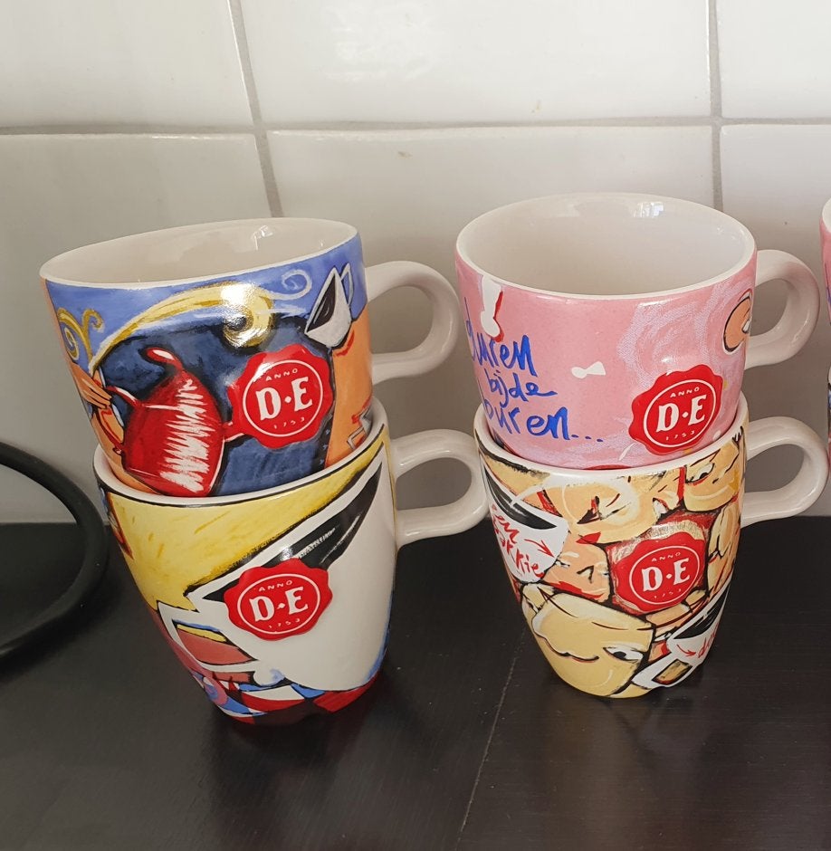 Douwe Egberts mokken gluren bij de buren, Ophalen of Verzenden, Overige stijlen, Kop(pen) en/of Schotel(s)