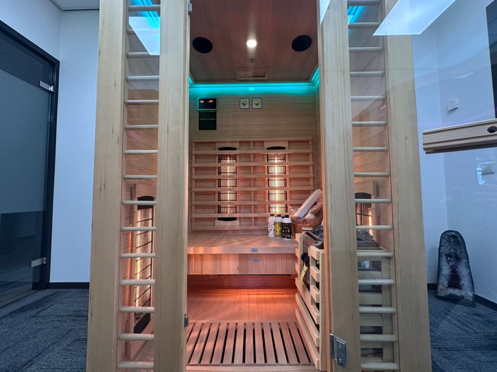 NIEUWE COMBI SAUNA | INFRAROOD + FINSE SAUNA VOOR THUIS, Info@inner-stillness.nl, Fins of Traditioneel, 7665VB, Inner Stillness Wellness Retreat B.V