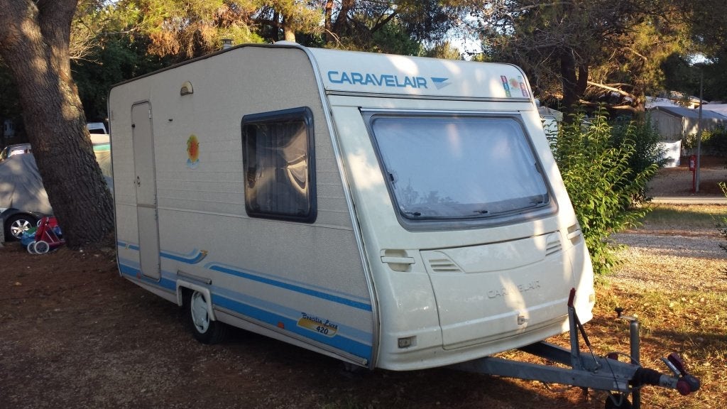 Caravan Caravelair, Schokbreker, Treinzit, Particulier, 4 tot 5 meter