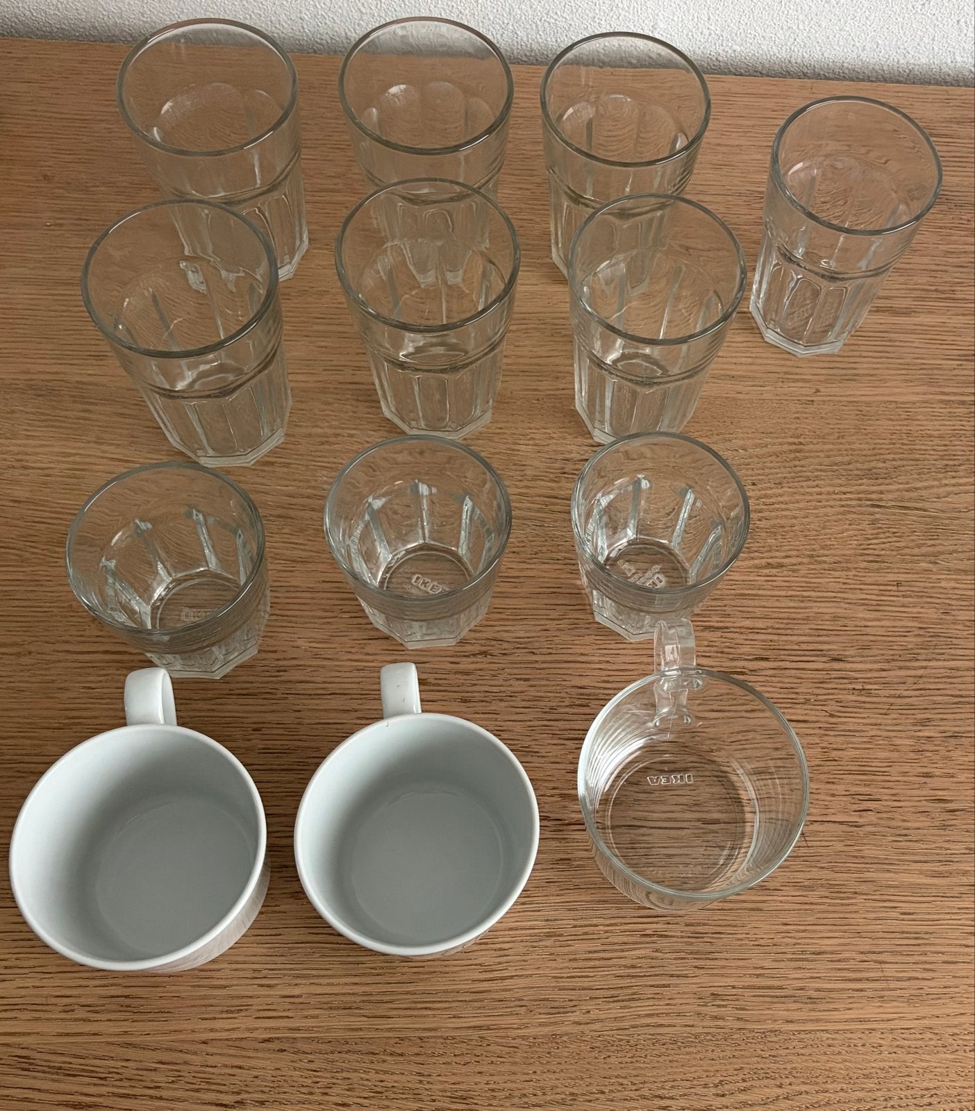 Set van 9 glazen en 3 mokken (2 wit, 1 glas), Ophalen, Gebruikt, Glas, Glas of Glazen