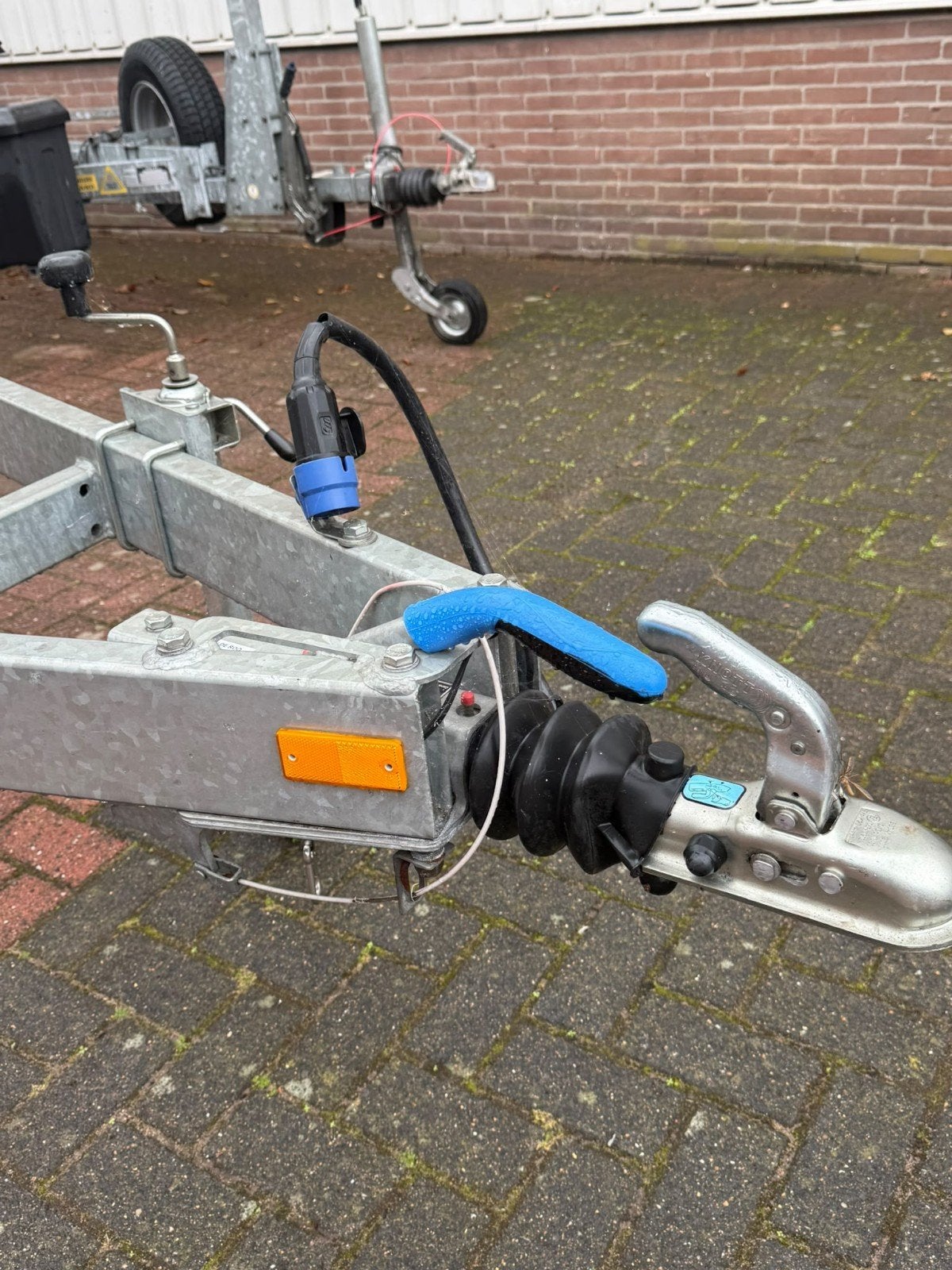 Foto 3 van Kalf trailer met een 1800KG as in nieuwstaat !!!!