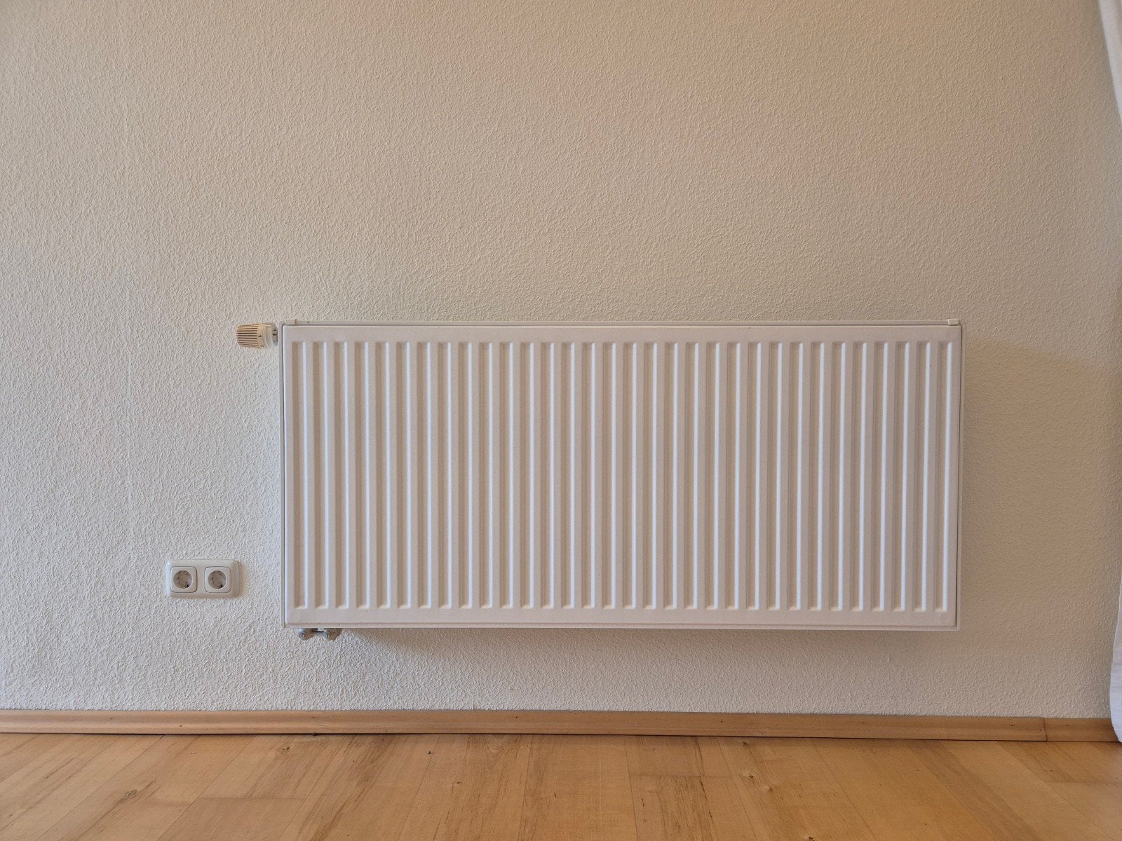 Verwarming verwarmingen radiator wand warmte kachel ijzer, Doe-het-zelf en Verbouw, Ophalen, 60 tot 150 cm, Radiator, 30 tot 80 cm
