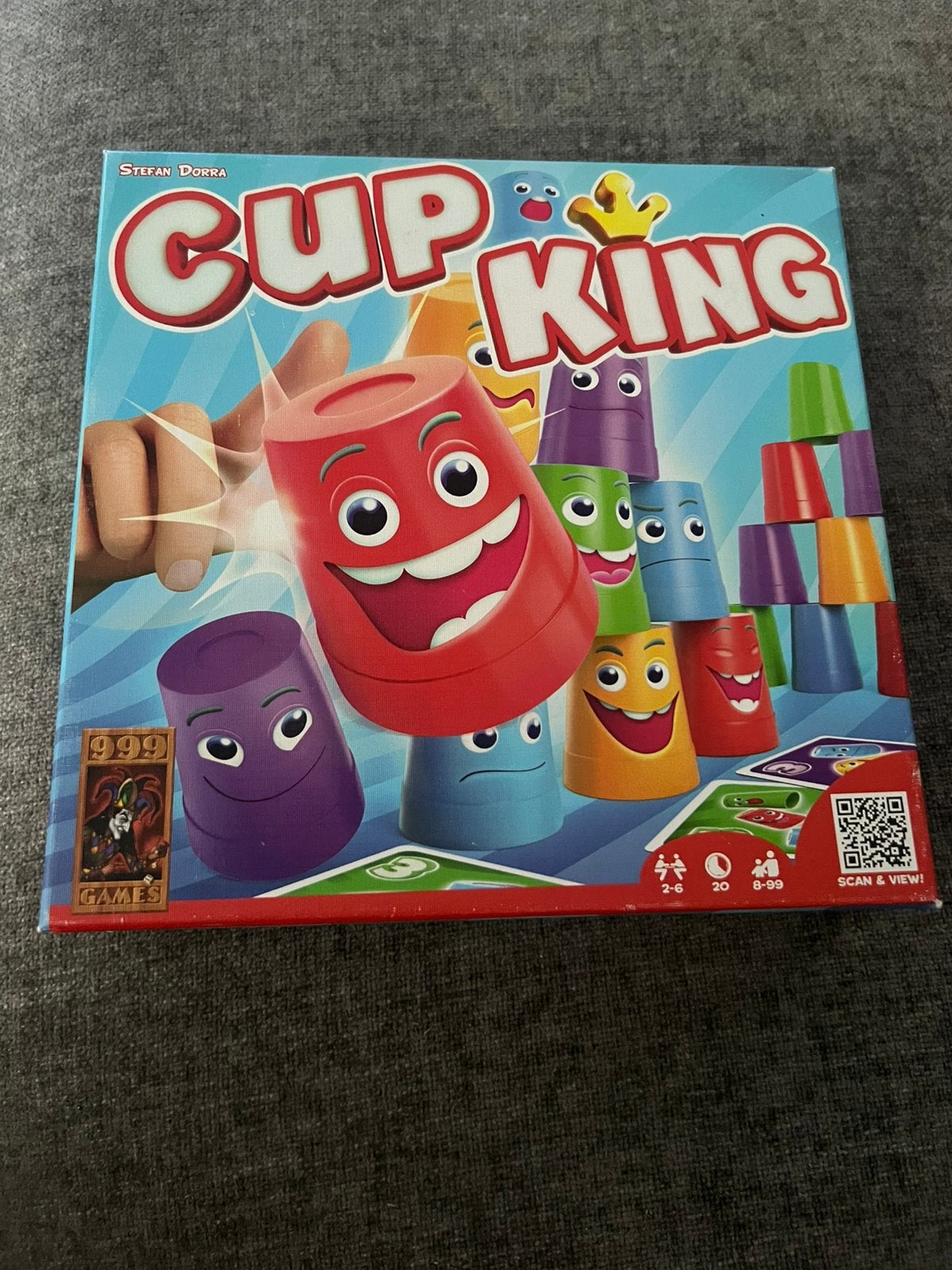 999 games Cup King, Hobby en Vrije tijd, Gezelschapsspellen | Bordspellen, Ophalen of Verzenden, Zo goed als nieuw