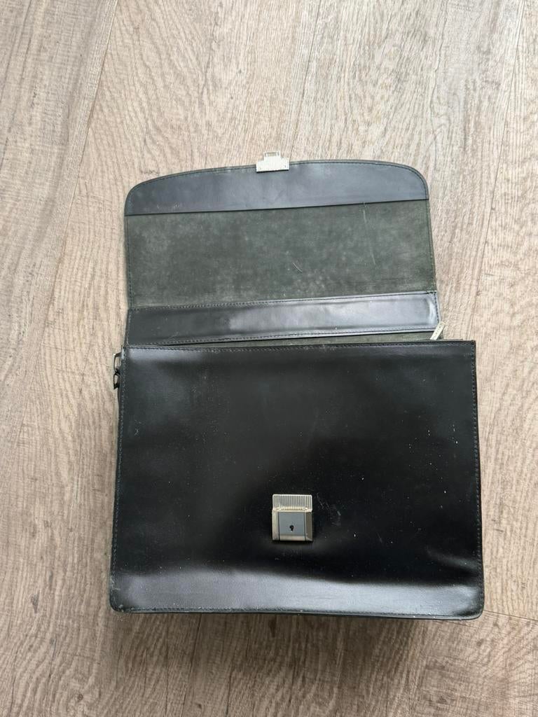 Aktetas, Sieraden, Tassen en Uiterlijk, Koffers, Ophalen of Verzenden, Zo goed als nieuw, Minder dan 35 cm, Minder dan 50 cm