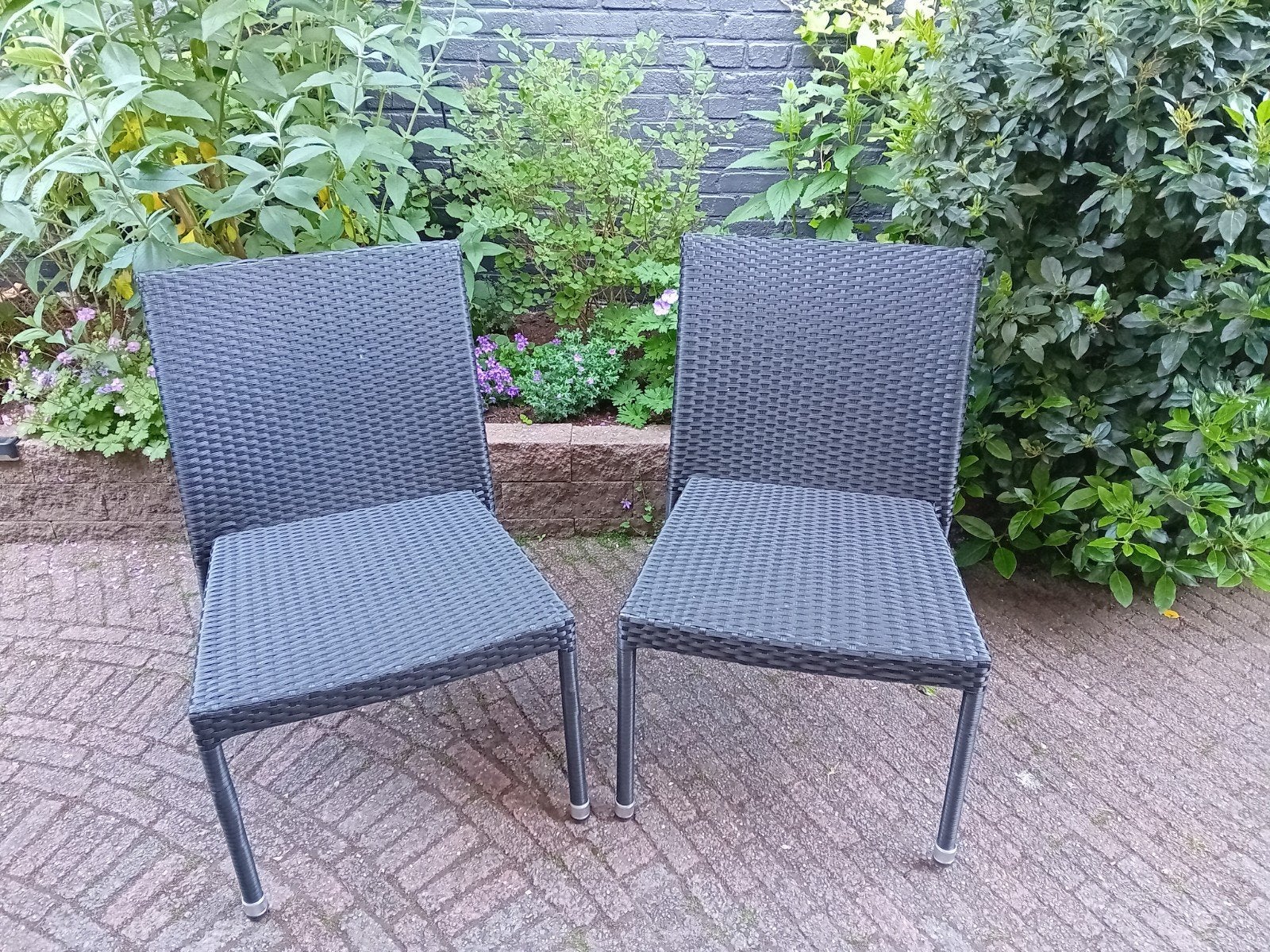 2 loungestoelen kunstof wicker  samen voor 30 euro, Tuin en Terras, Tuinsets en Loungesets, 2 zitplaatsen, Kunststof, Ophalen of Verzenden