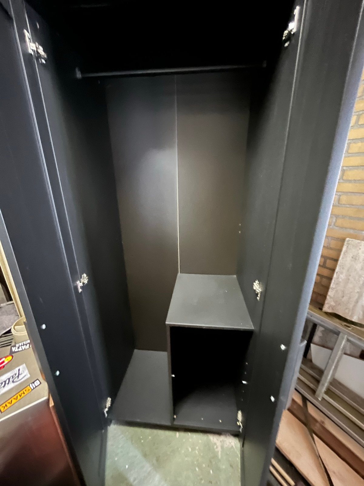 IKEA Brimnes Kledingkast Zwart met Gebruikssporen, Gebruikt, 150 tot 200 cm, 25 tot 50 cm, Met deur(en)
