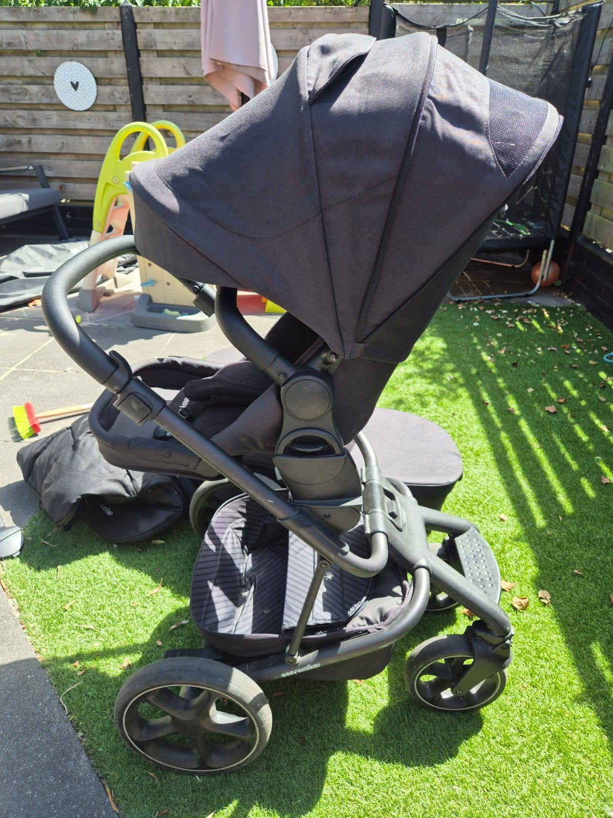 Easywalker Harvey premium 3, Kinderen en Baby's, Kinderwagens en Combinaties, Ophalen, Gebruikt, Overige merken, Verstelbare duwstang