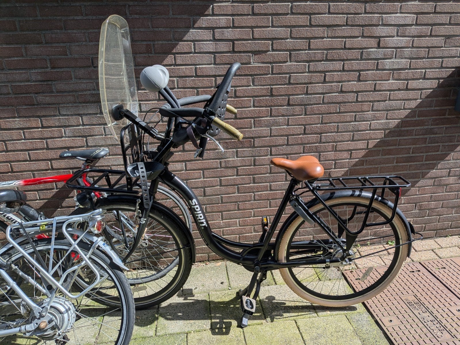 Moederfiets 28 inch met Yepp kinderzitje en windscherm, Fietsen en Brommers, Fietsen | Dames | Moederfietsen, Overige merken, Gebruikt