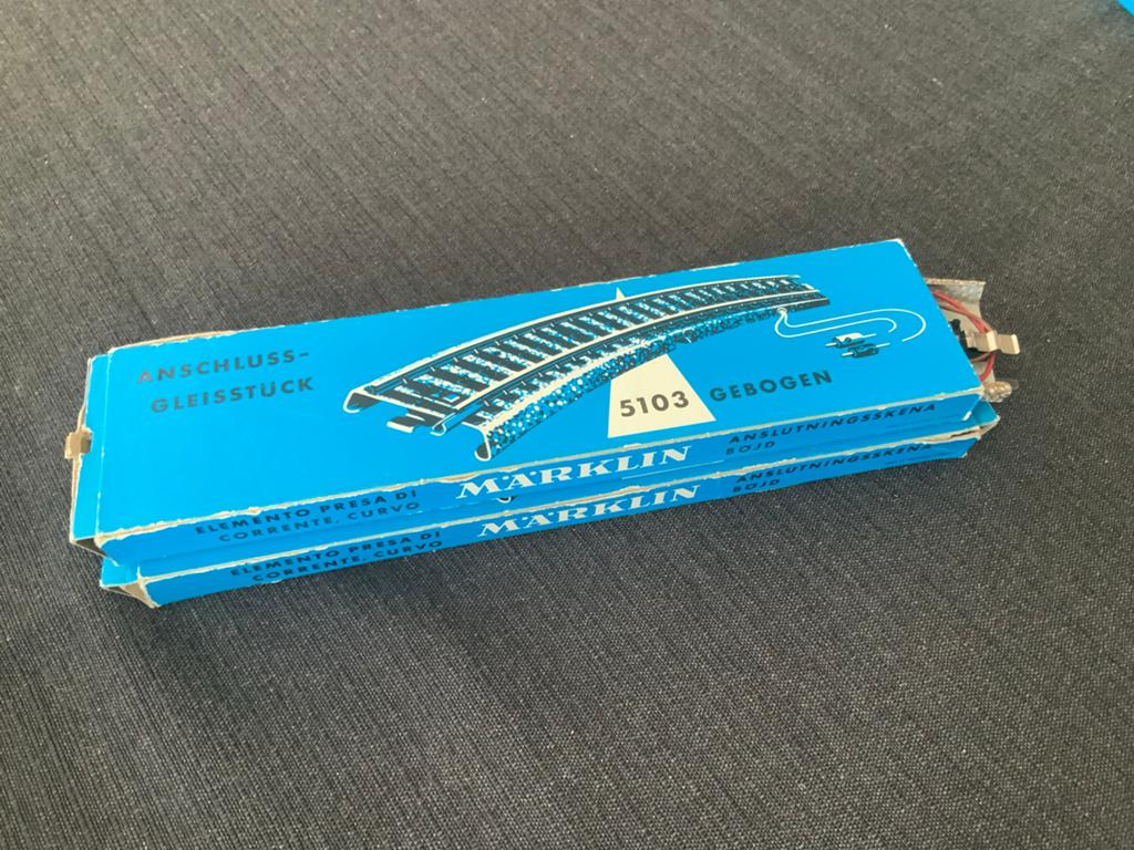 Märklin 5103 Gebogen Aansluitrails - 2 stuks - orgine verpak, Wisselstroom, Gebruikt, Rails, Ophalen of Verzenden