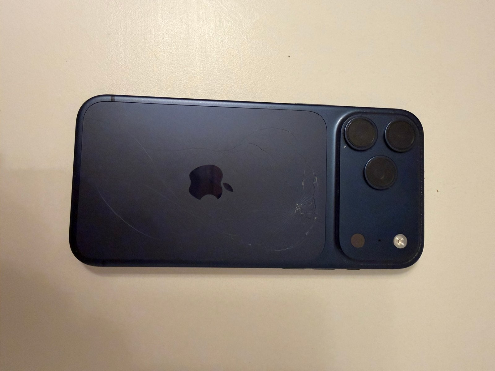iPhone 17 Pro Max 1TB – Mat 100% Bat. LEZEN!!!, Telecommunicatie, Blauw, 1 TB, Ophalen of Verzenden, Zo goed als nieuw