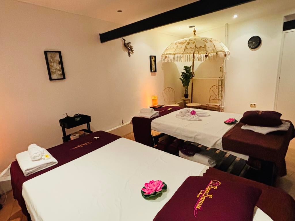 Thai masssage Kerkrade +31657423554, Diensten en Vakmensen, Stoelmassage