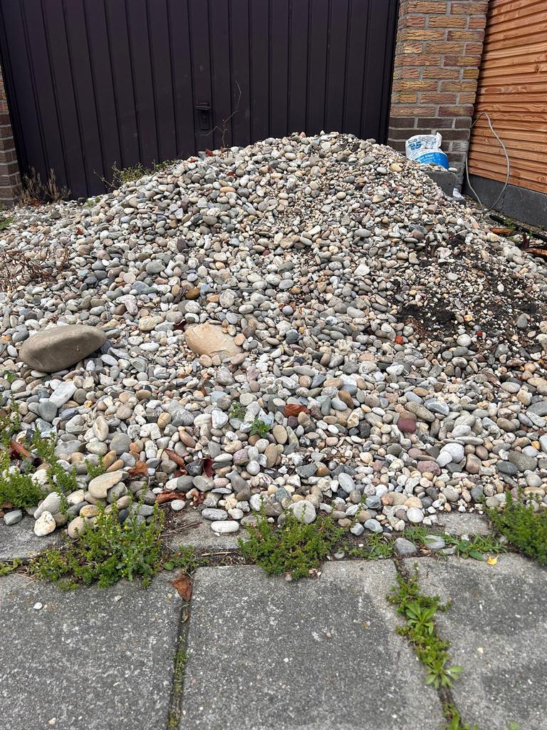 Gratis partij siergrind/split voor tuin of oprit, Tuin en Terras, Grind, Keien en Split, Ophalen, Gebruikt, Multi, Grind
