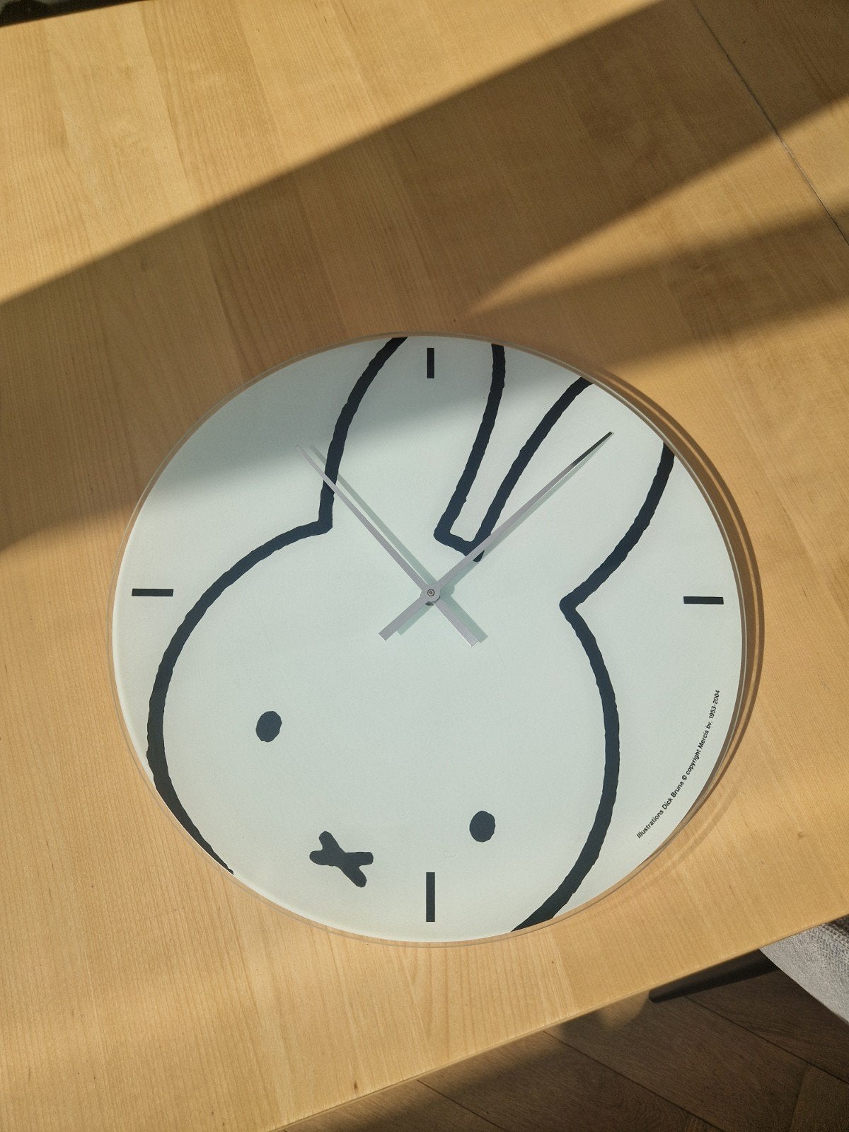 Nijntje (Dick Bruna) klok glas, Ophalen of Verzenden, Wandklok