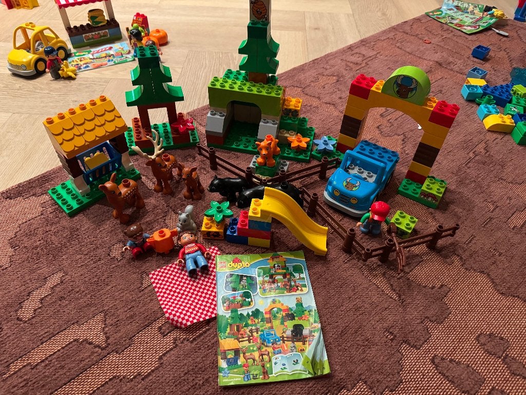 duplo het grote bos 10584, Kinderen en Baby's, Speelgoed | Duplo en Lego, Gebruikt, Ophalen of Verzenden, Compleet, Duplo