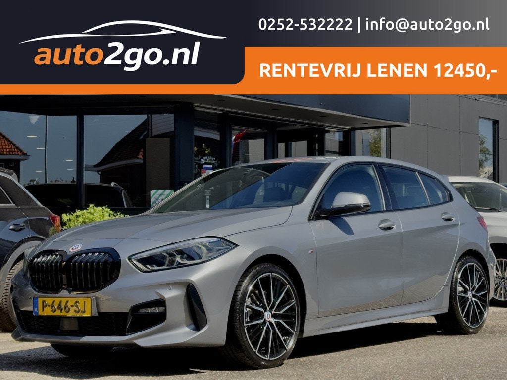 BMW 1-serie 118i AUT7 M-SPORT EXECUTIVE LEDER NAVI CAMERA DI, Auto's, BMW, 136 pk, Gebruikt, Leder en Stof, Origineel Nederlands