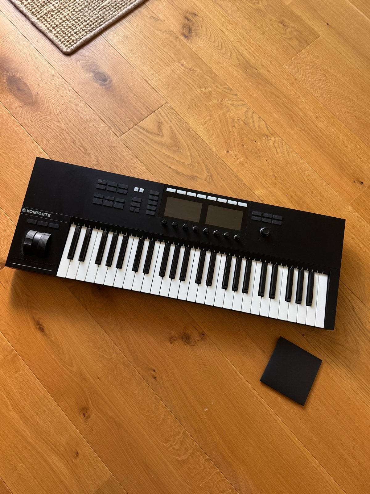 Native Instruments Komplete Kontrol S49 MK2 met licenties, Muziek en Instrumenten, Zo goed als nieuw, Aanslaggevoelig, Ophalen